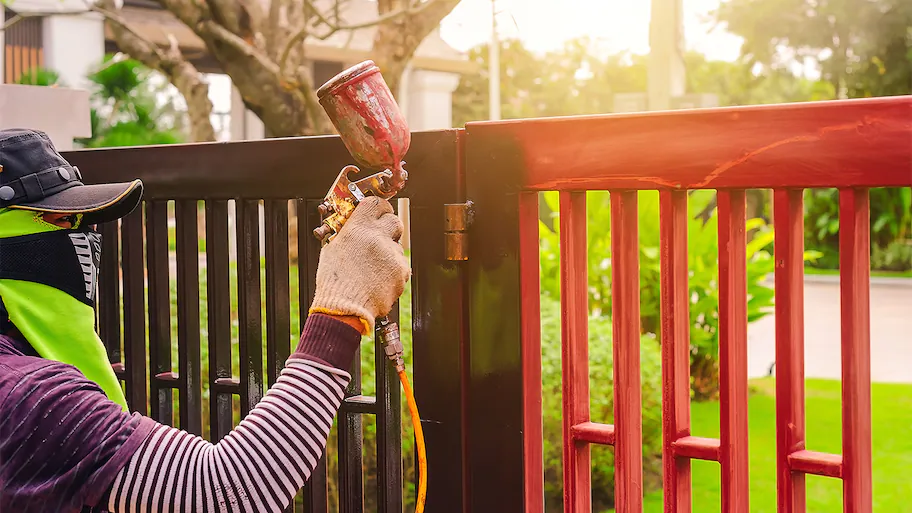 spray-paint-metal-gate